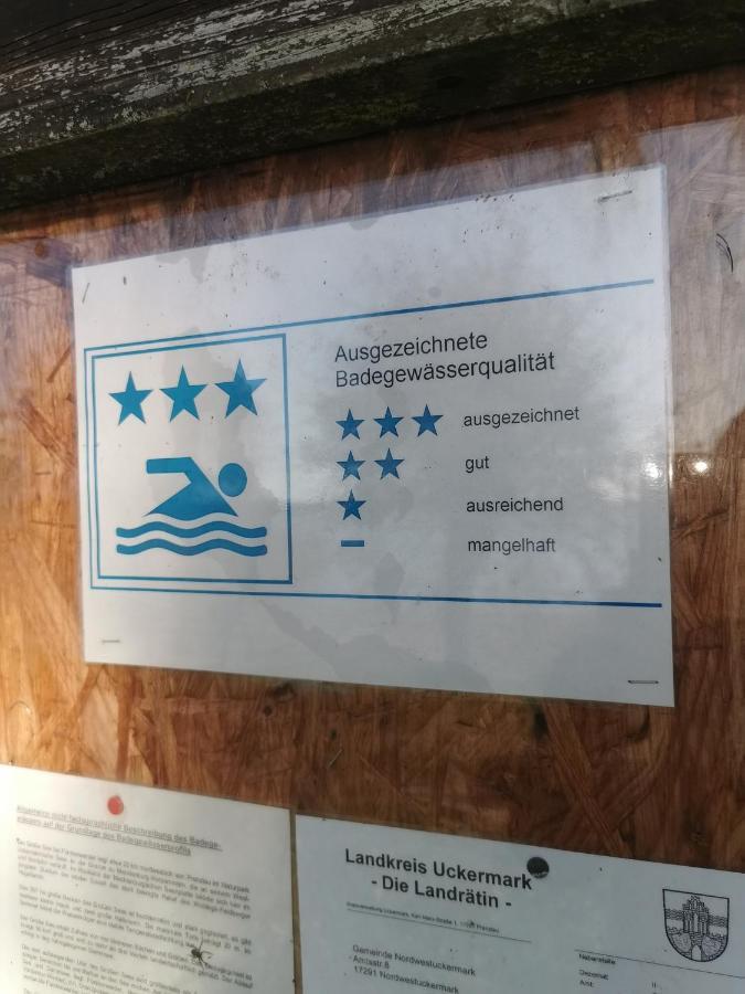 Haus Am See Furstenwerder エクステリア 写真